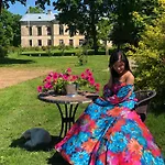 Manor Unique Ontika Asundus