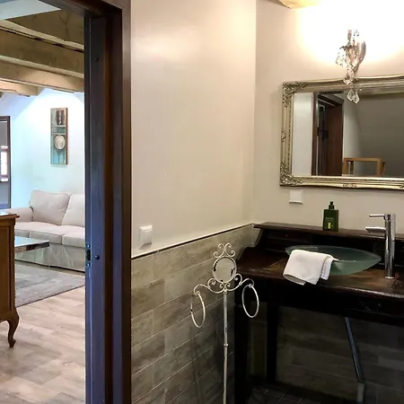 Manor Unique Ontika Asundus