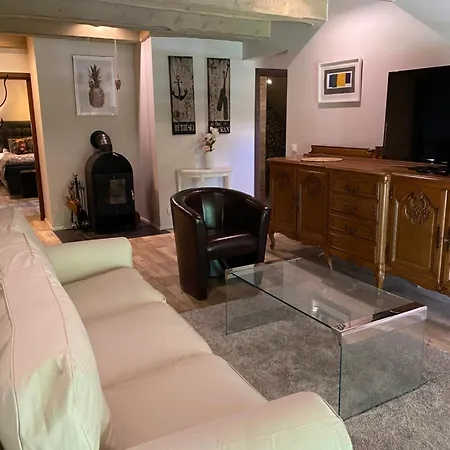 Manor Unique Apartamento