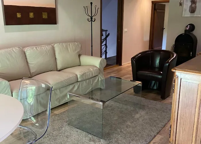 Manor Unique Ontika Asundus