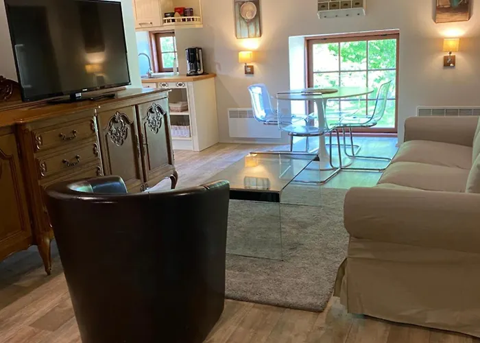 Manor Unique Apartament Ontika Asundus