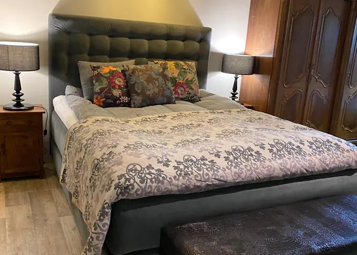 Manor Unique * Ontika Asundus